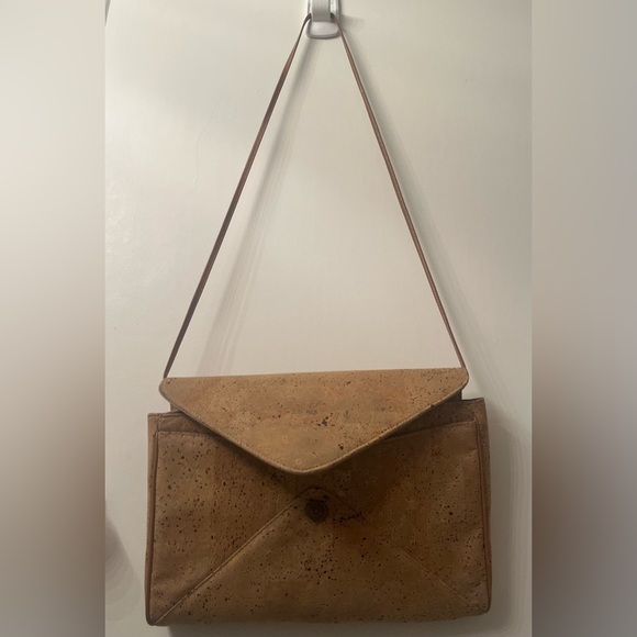 Unique purse-cork like material - Picture 5 of 9